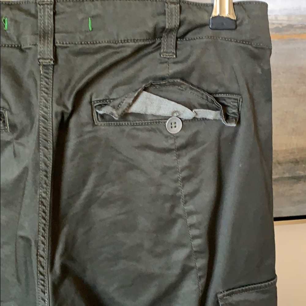 Pants - Picture 7 of 10